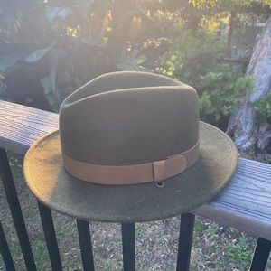 Filson men’s hat L/XL
